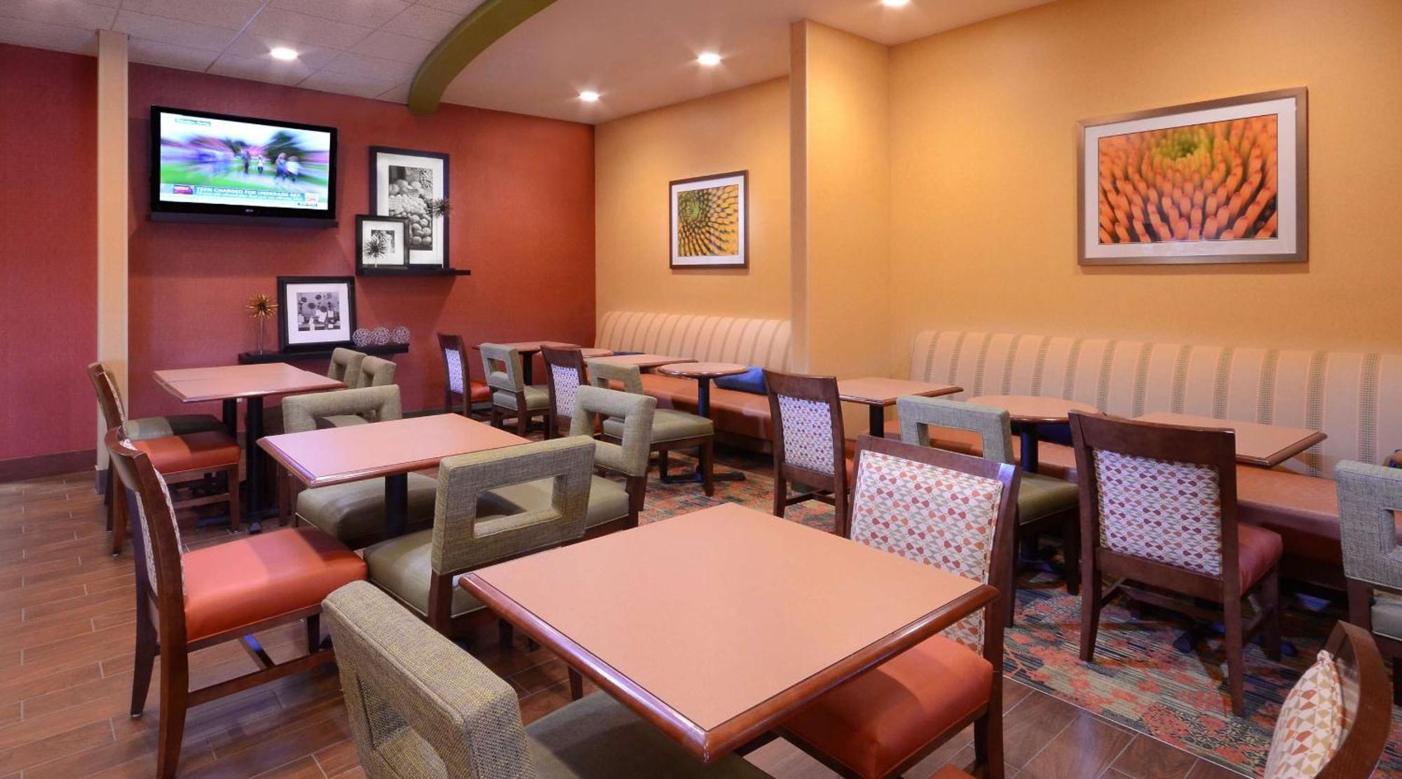 Hampton Inn Fayetteville Fort Bragg Exterior foto