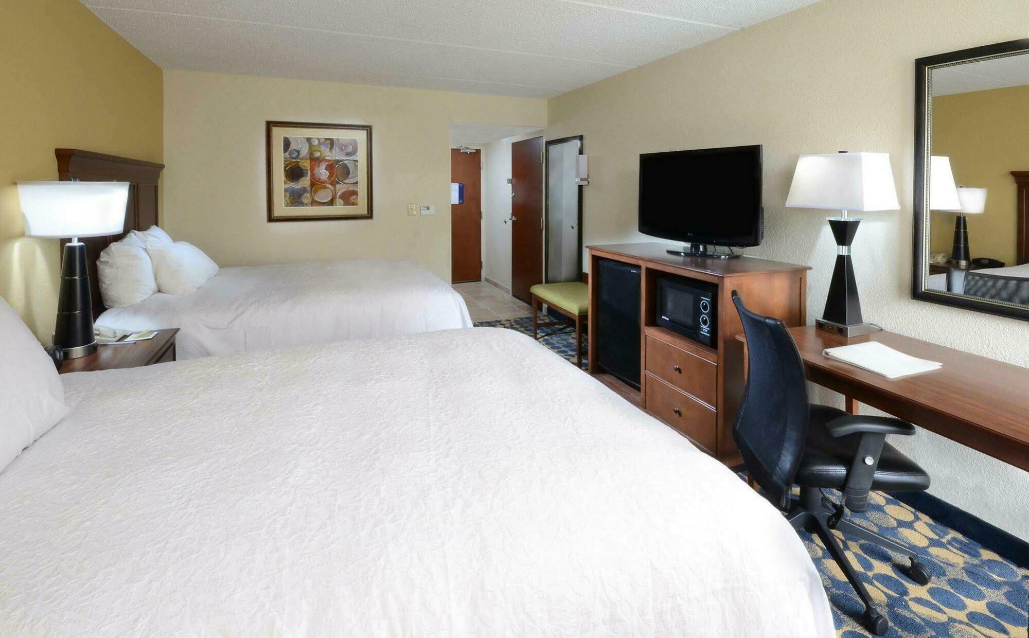 Hampton Inn Fayetteville Fort Bragg Exterior foto